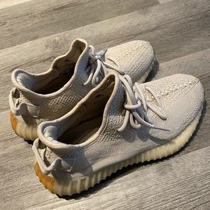 Adidas Yeezy Boost V2 Sesame